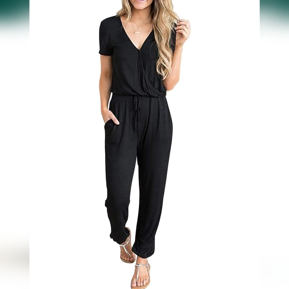 PrettyGarden Chic Casual Deep Vneck Jumpsuit NWT - MEDIUM - Picture 1 of 10